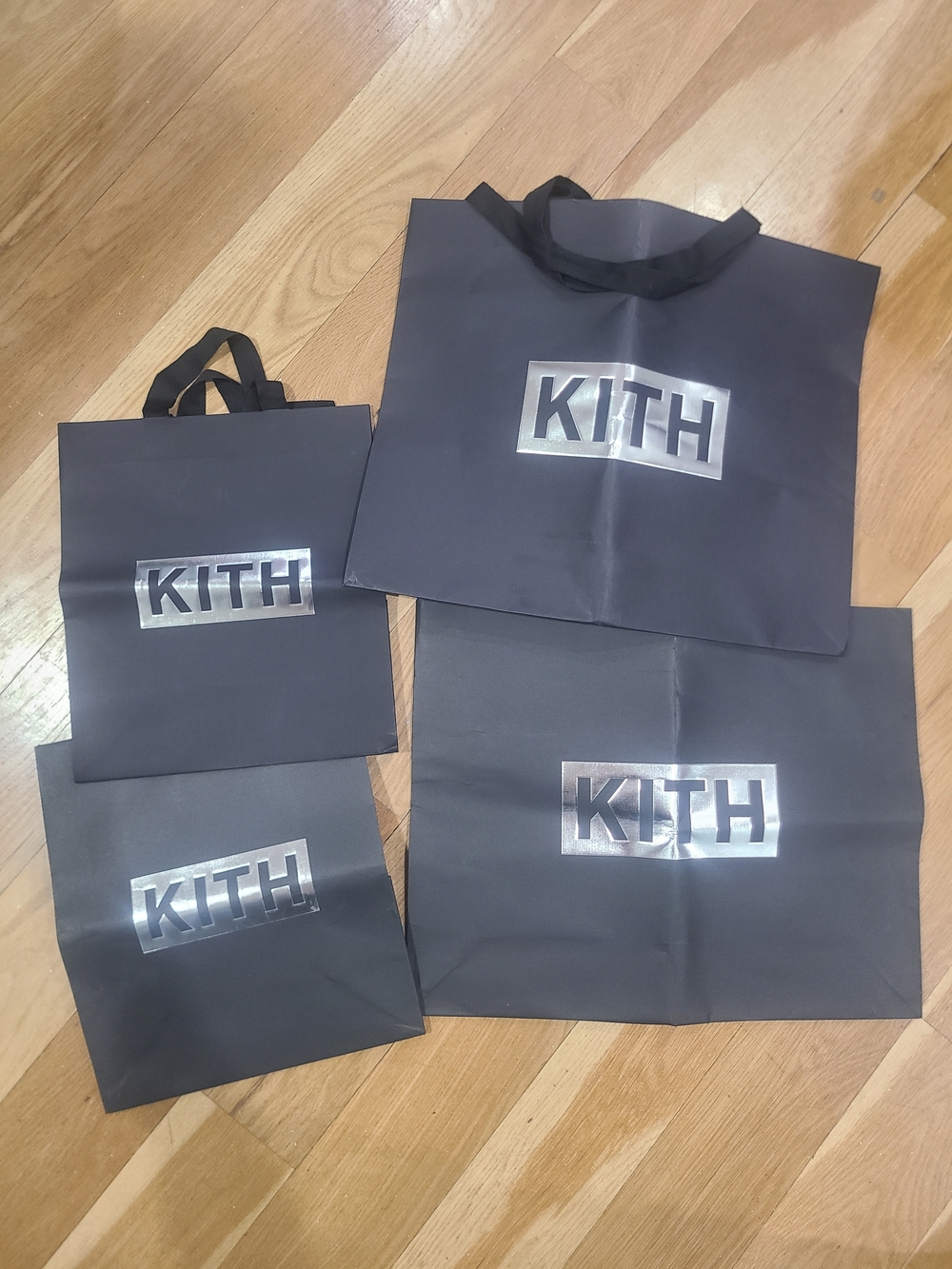 KITH Black Shoppers with Metallic Logo - Set of 4